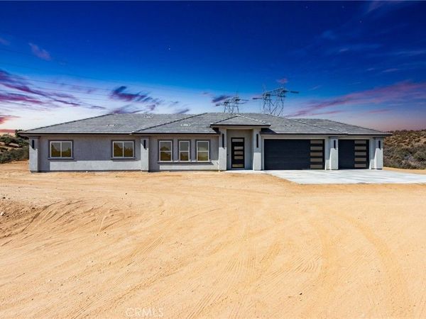 6848 Braceo Street, Oak Hills, CA 92344