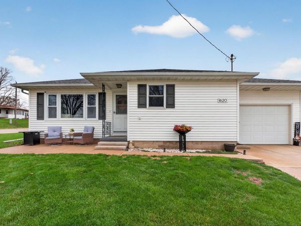 1620 6th Street, Gilbertville, IA 50634