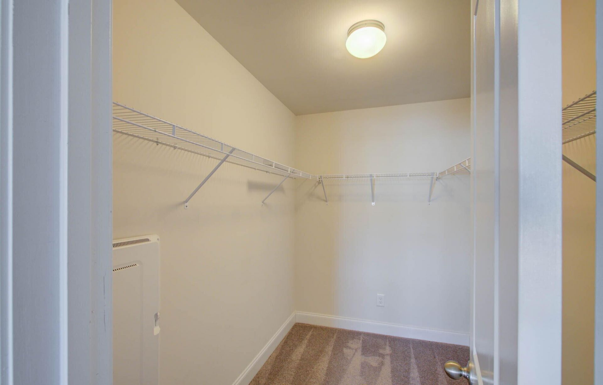 7821 Montview Road Photo 17