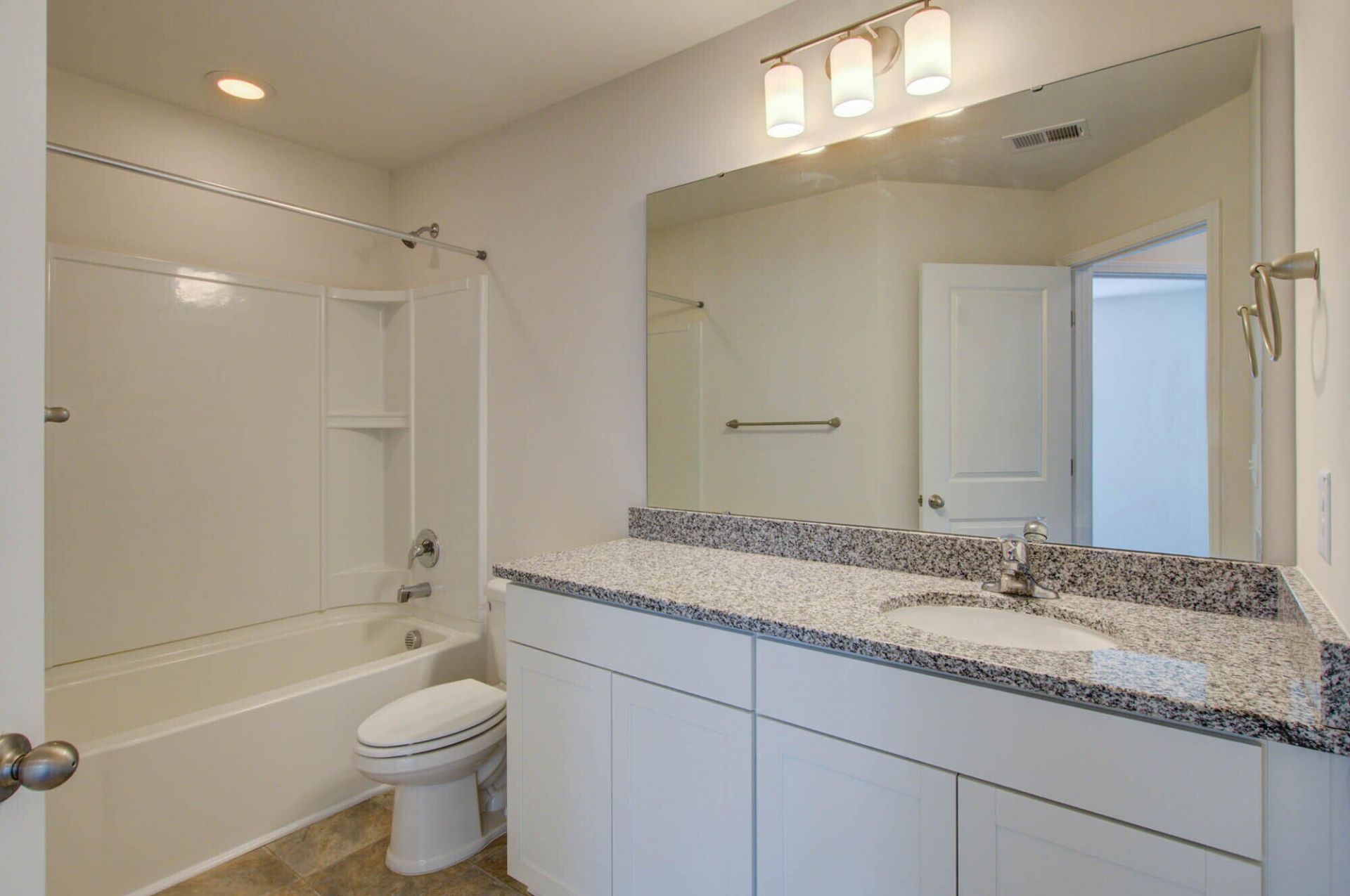 7821 Montview Road Photo 20