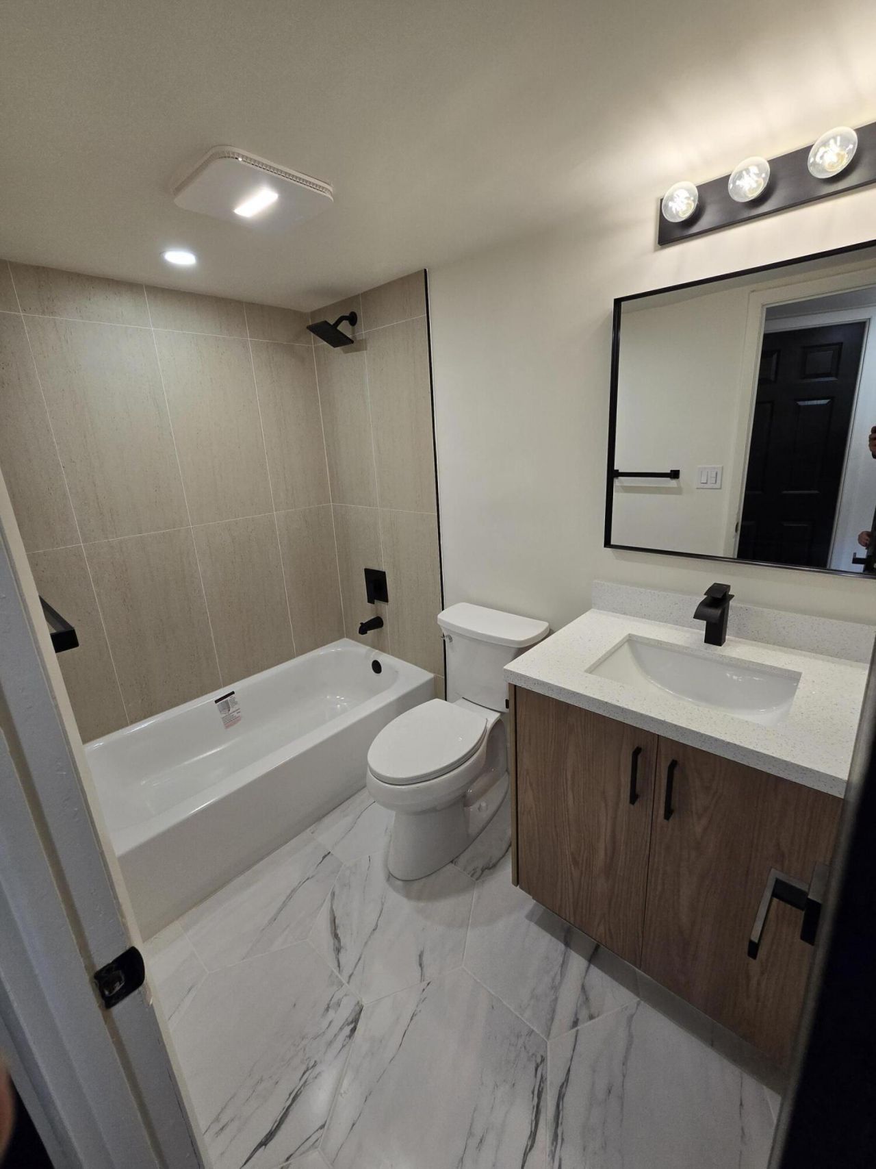 3001 Sunrise Lakes Drive E, Unit 303, Sunrise, FL 33322 Photo