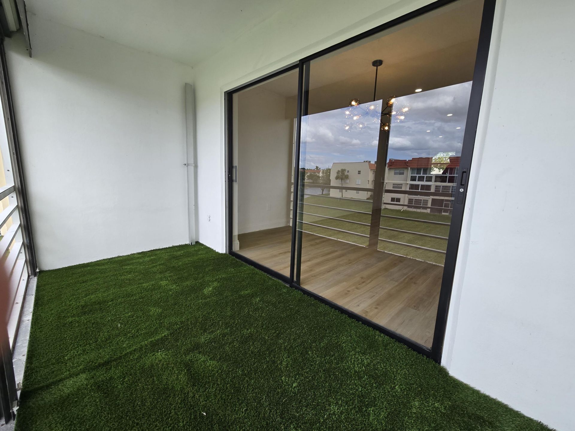 3001 Sunrise Lakes Drive E, Unit 303, Sunrise, FL 33322 Photo