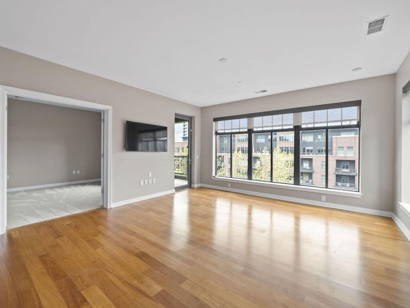 250 Daniel Burnham Square, Unit 710, Columbus, OH 43215 Photo 12