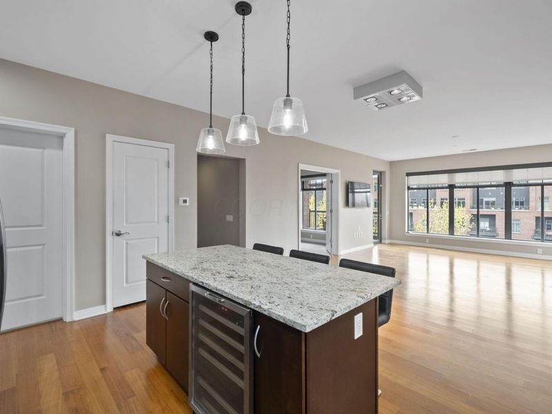 250 Daniel Burnham Square, Unit 710, Columbus, OH 43215 Photo 7