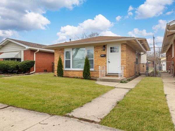 11619 S Aberdeen Street , Chicago, IL 60643