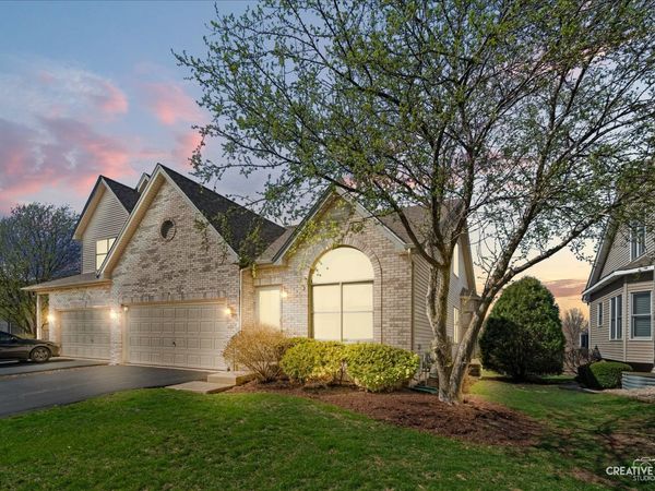 574 Sudbury Circle , Oswego, IL 60543