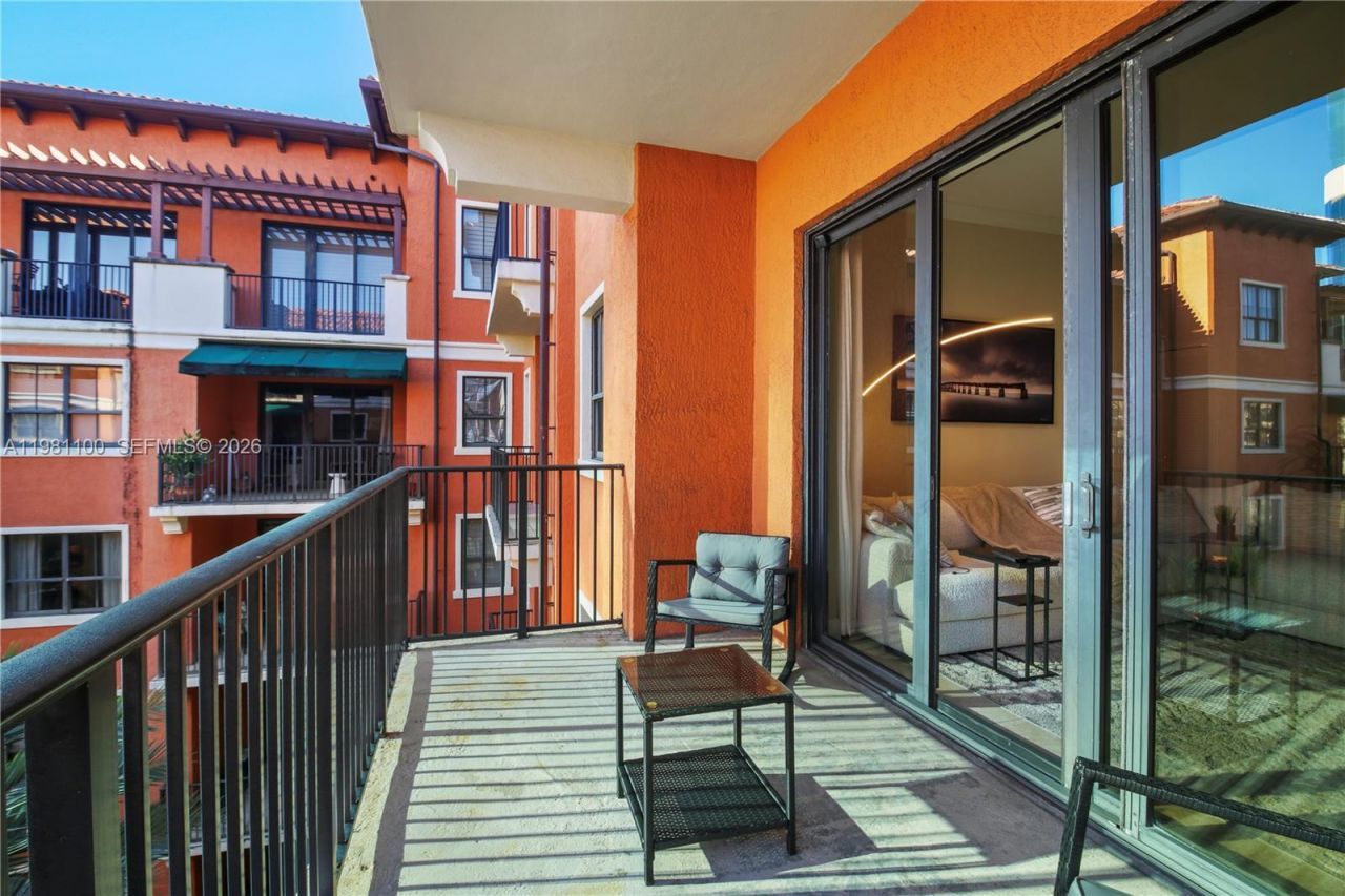 100 Andalusia Ave, Unit 708, Coral Gables, FL 33134 Photo