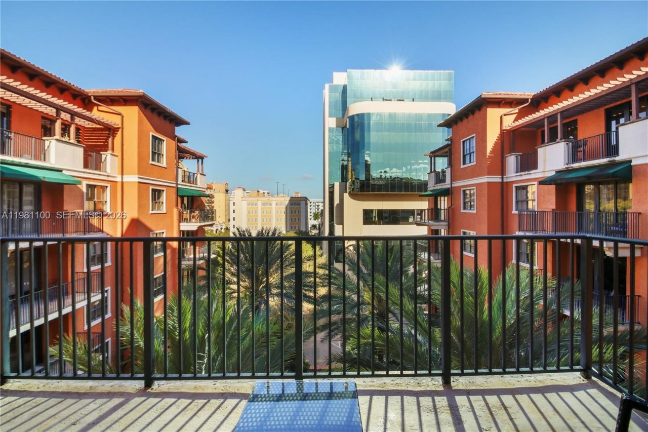 100 Andalusia Ave, Unit 708, Coral Gables, FL 33134 Photo