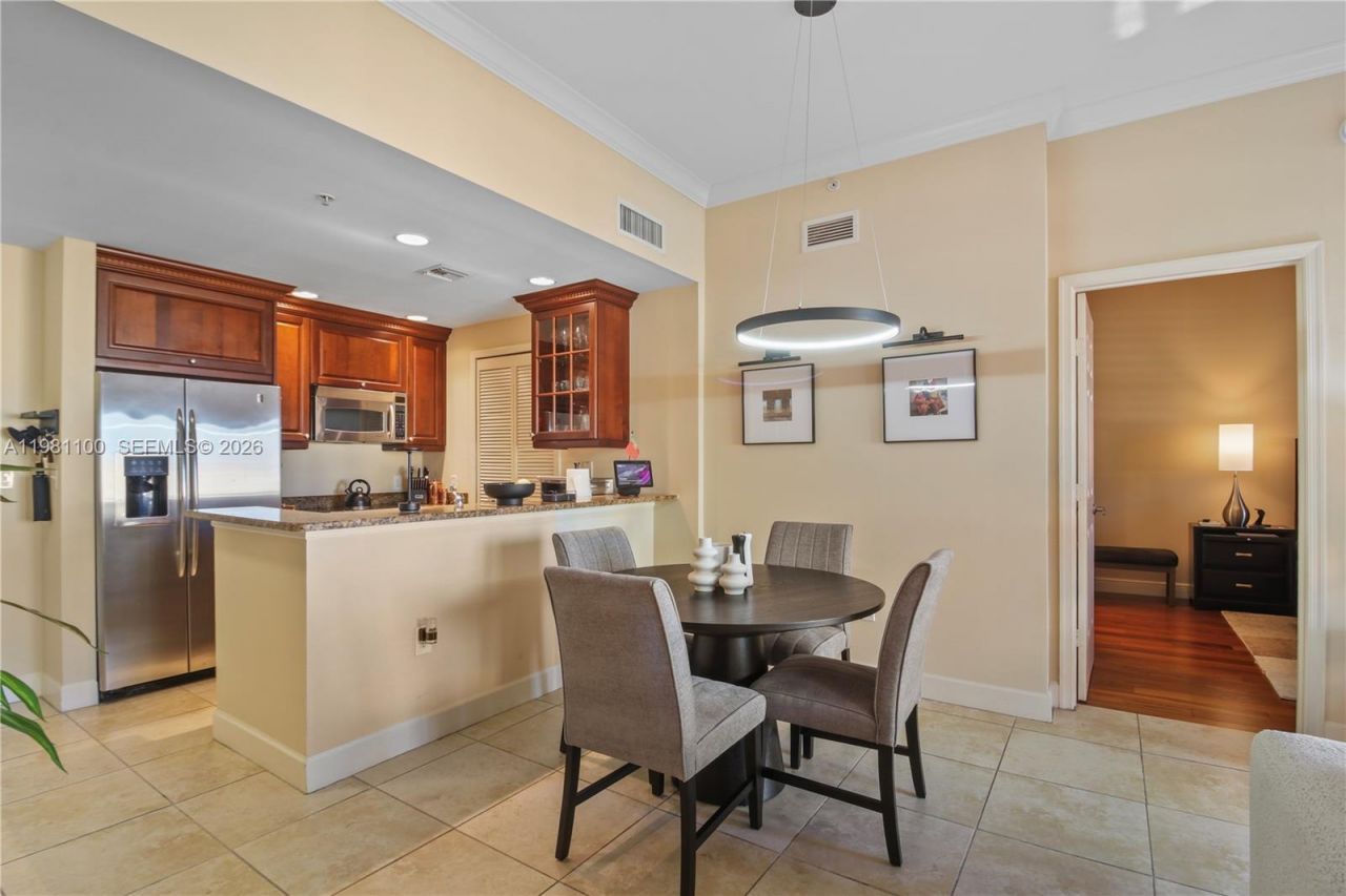 100 Andalusia Ave, Unit 708, Coral Gables, FL 33134 Photo