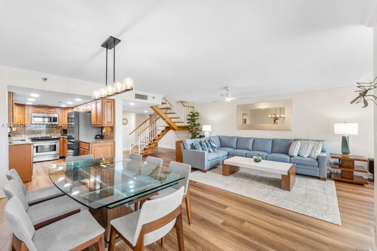 364 Golfview Rd, Unit 505, North Palm Beach, FL 33408 Photo