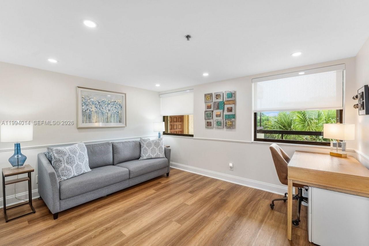 364 Golfview Rd, Unit 505, North Palm Beach, FL 33408 Photo