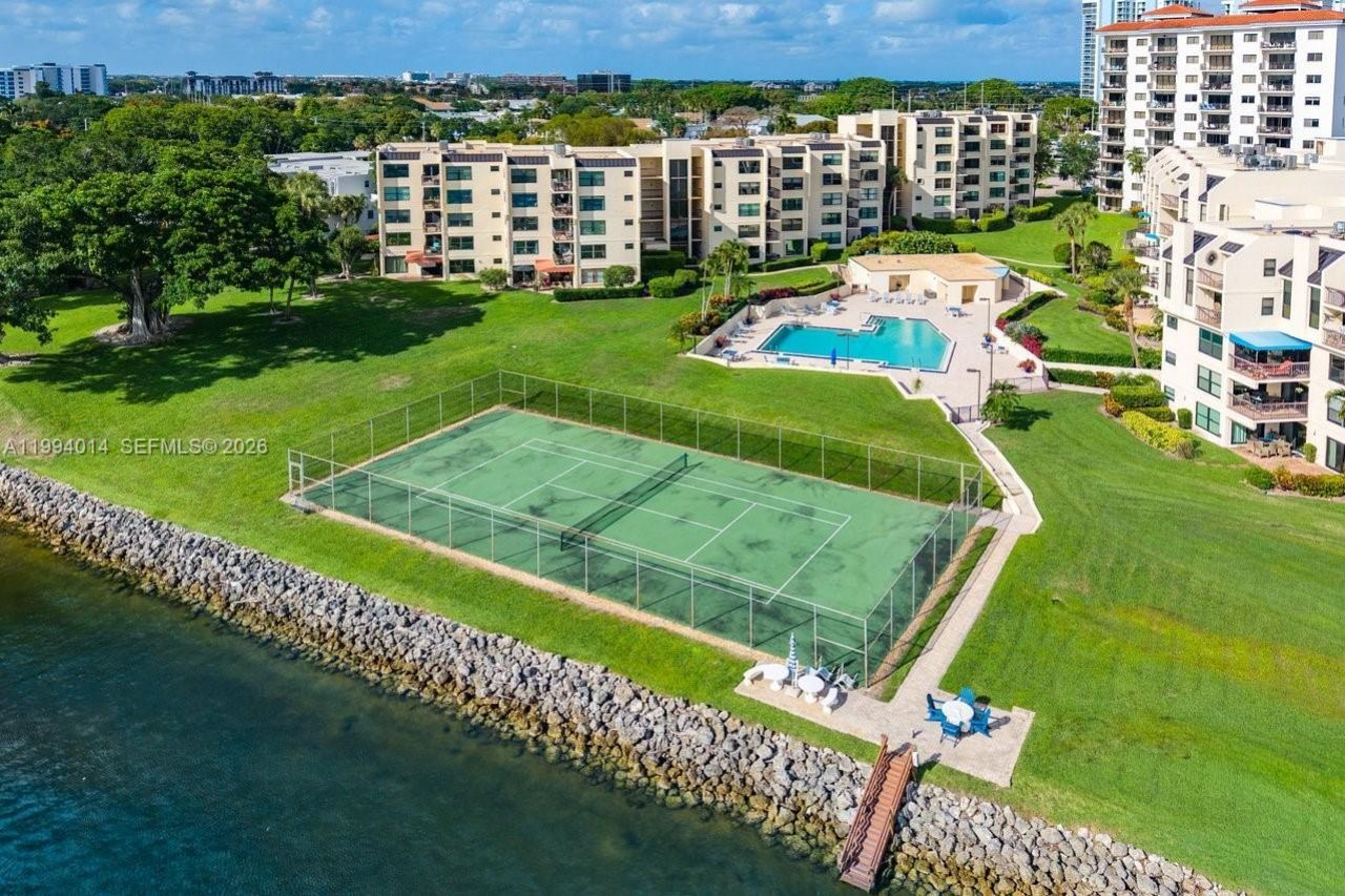 364 Golfview Rd, Unit 505, North Palm Beach, FL 33408 Photo