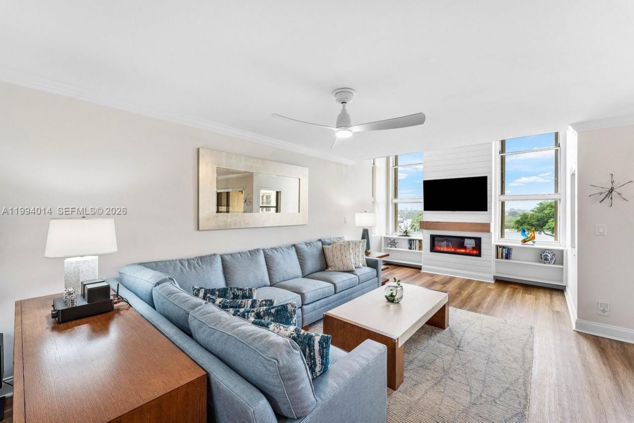 364 Golfview Rd, Unit 505, North Palm Beach, FL 33408 Photo