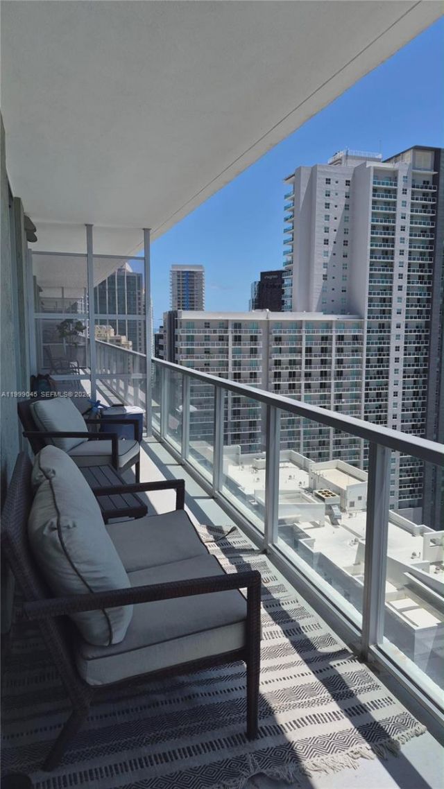 79 SW 12th St, Unit 2702-S, Miami, FL 33130 Photo