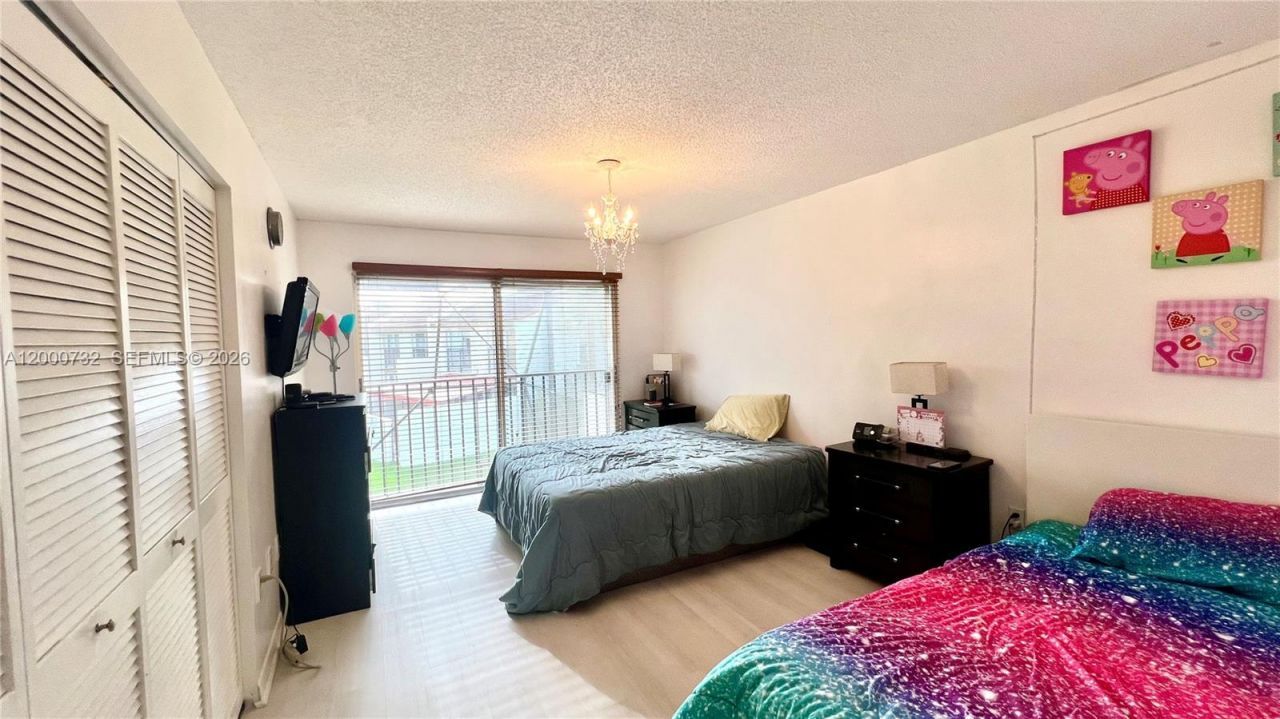 4530 NW 102nd Ct, Doral, FL 33178 Photo