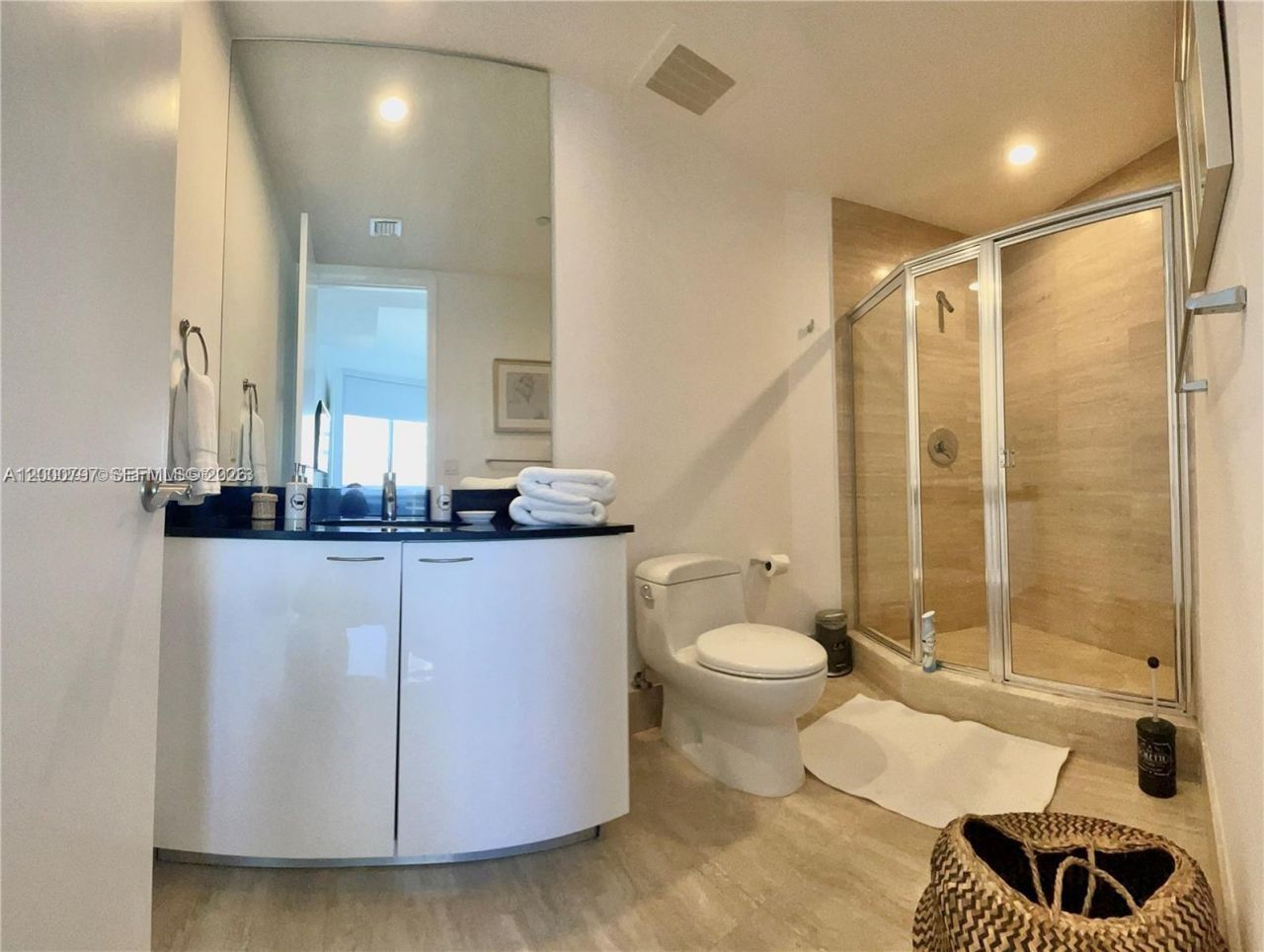 15811 Collins Ave, Unit 803, Sunny Isles Beach, FL 33160 Photo