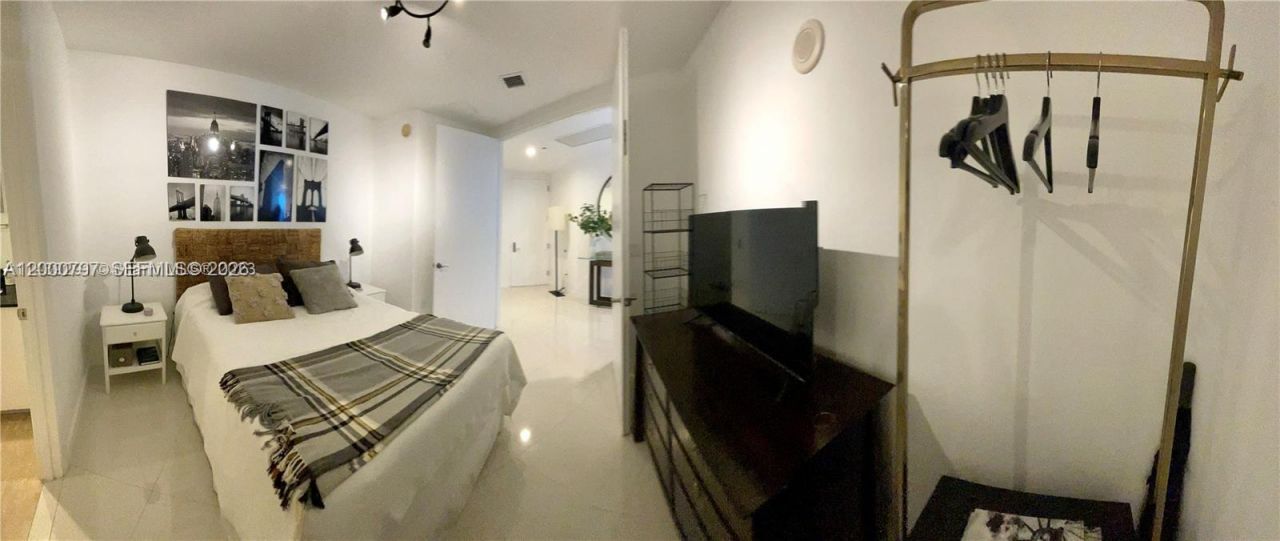 15811 Collins Ave, Unit 803, Sunny Isles Beach, FL 33160 Photo