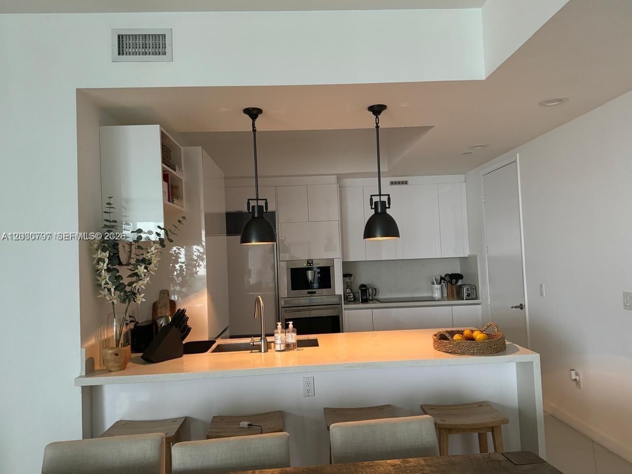 15811 Collins Ave, Unit 803, Sunny Isles Beach, FL 33160 Photo