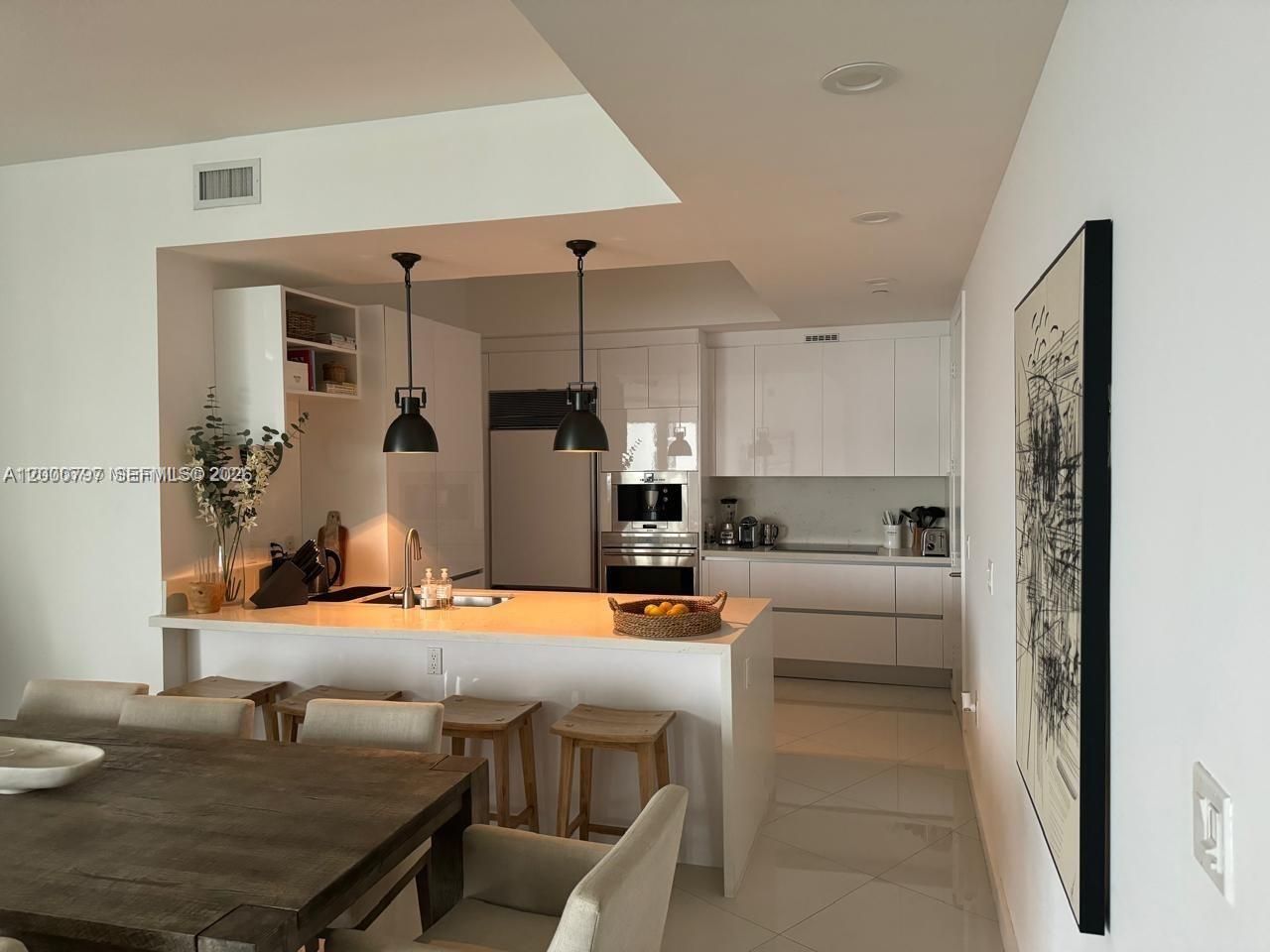 15811 Collins Ave, Unit 803, Sunny Isles Beach, FL 33160 Photo