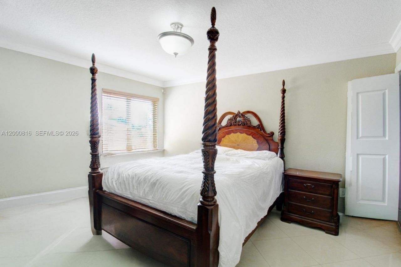 3736 SW 107th Ct, Miami, FL 33165 Photo