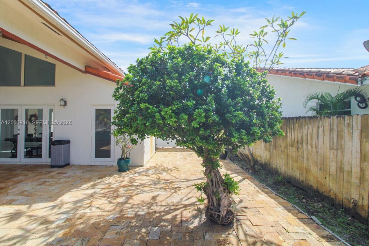 3736 SW 107th Ct, Miami, FL 33165 Photo