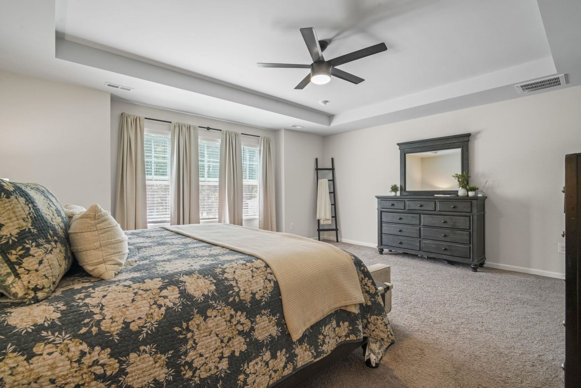 651 Mccorkle Place Photo 24