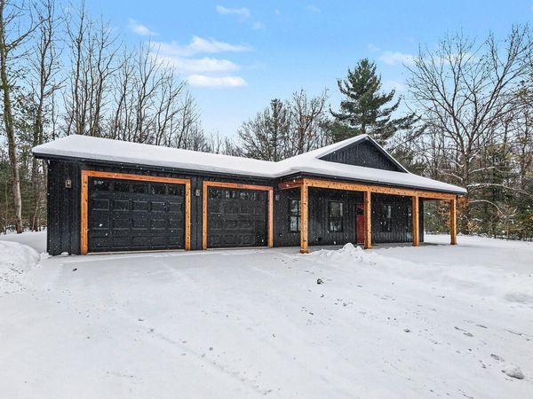 10262 S Sheridan Road, Fenwick, MI 48834