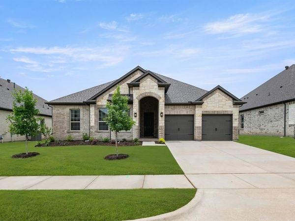 409 Daybreak Drive, Waxahachie, TX 75167