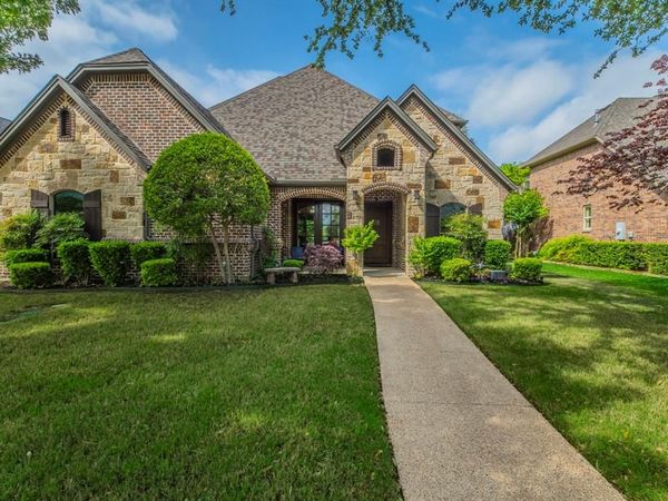 406 Waterlane Drive, Mansfield, TX 76063