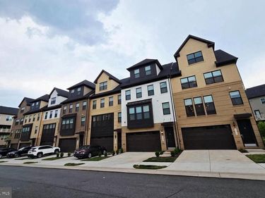 4975 LONGMIRE WAY, CHANTILLY, VA 20151