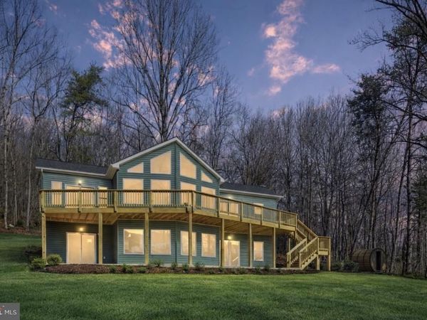 4A MESSICK ROAD, STRASBURG, VA 22657