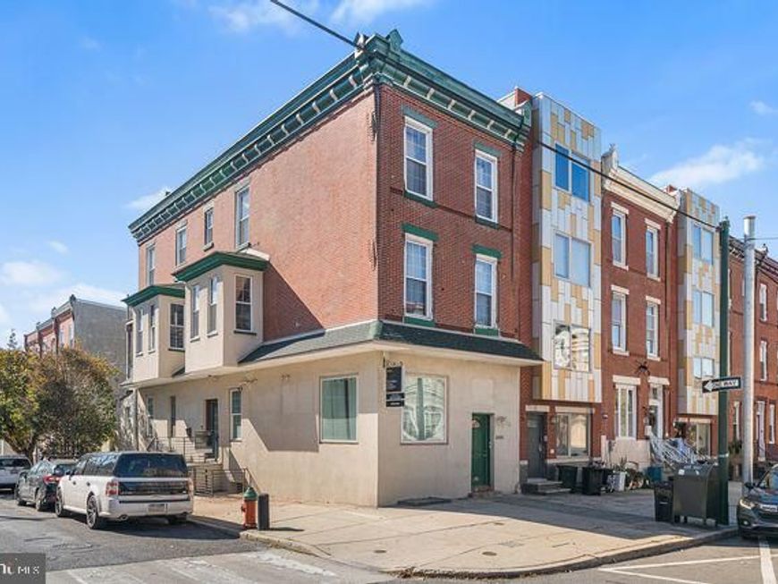 3000 W Girard Avenue, Philadelphia, PA 19130 Main Photo