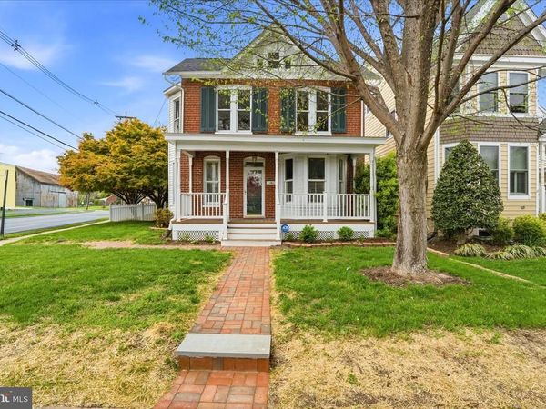 901 N MARKET STREET, FREDERICK, MD 21701