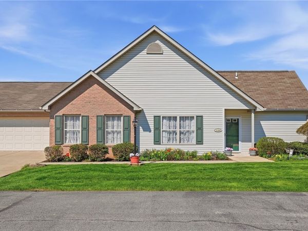 1064 Timberwood Dr, Beaver Falls, PA 15010