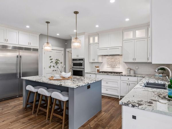 13222 Dahlgren Road, Minnetonka, MN 55305