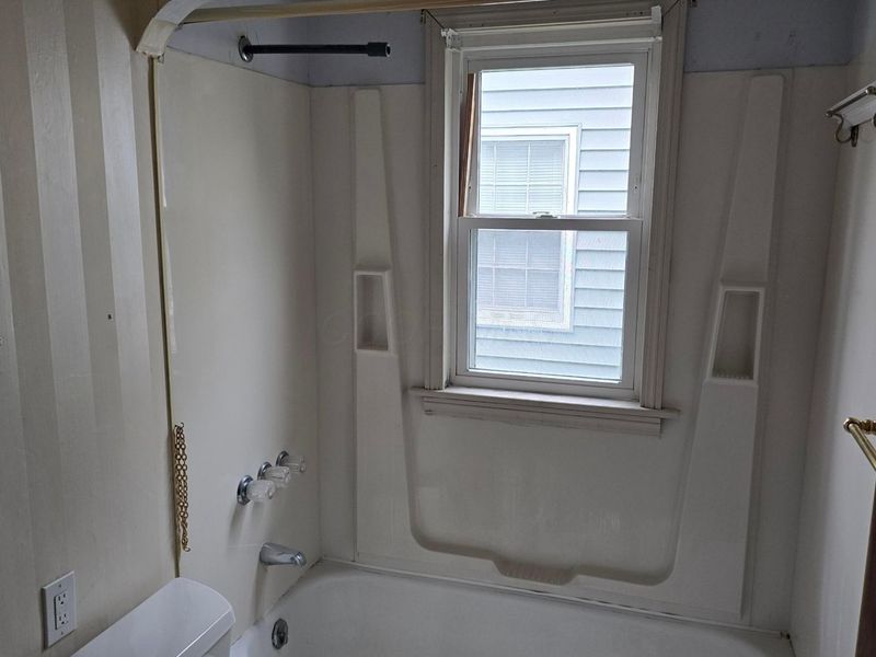 299 E Dominion Boulevard, Columbus, OH 43214 Photo 20