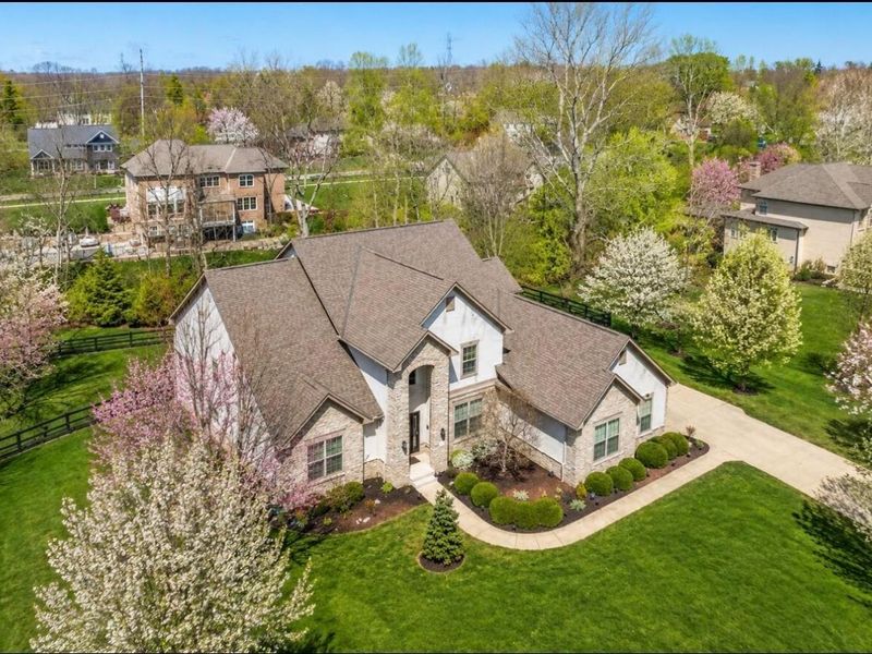 992 Elderberry Loop, Delaware, OH 43015 Photo 3