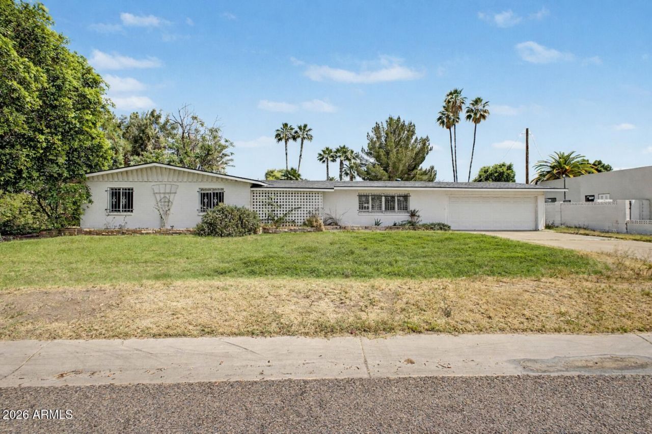 5041 N 34th Street, Phoenix, AZ 85018 Main Photo