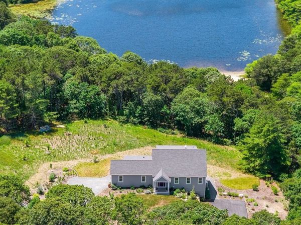 410 Blueberry Pond Dr, Brewster, MA 02631