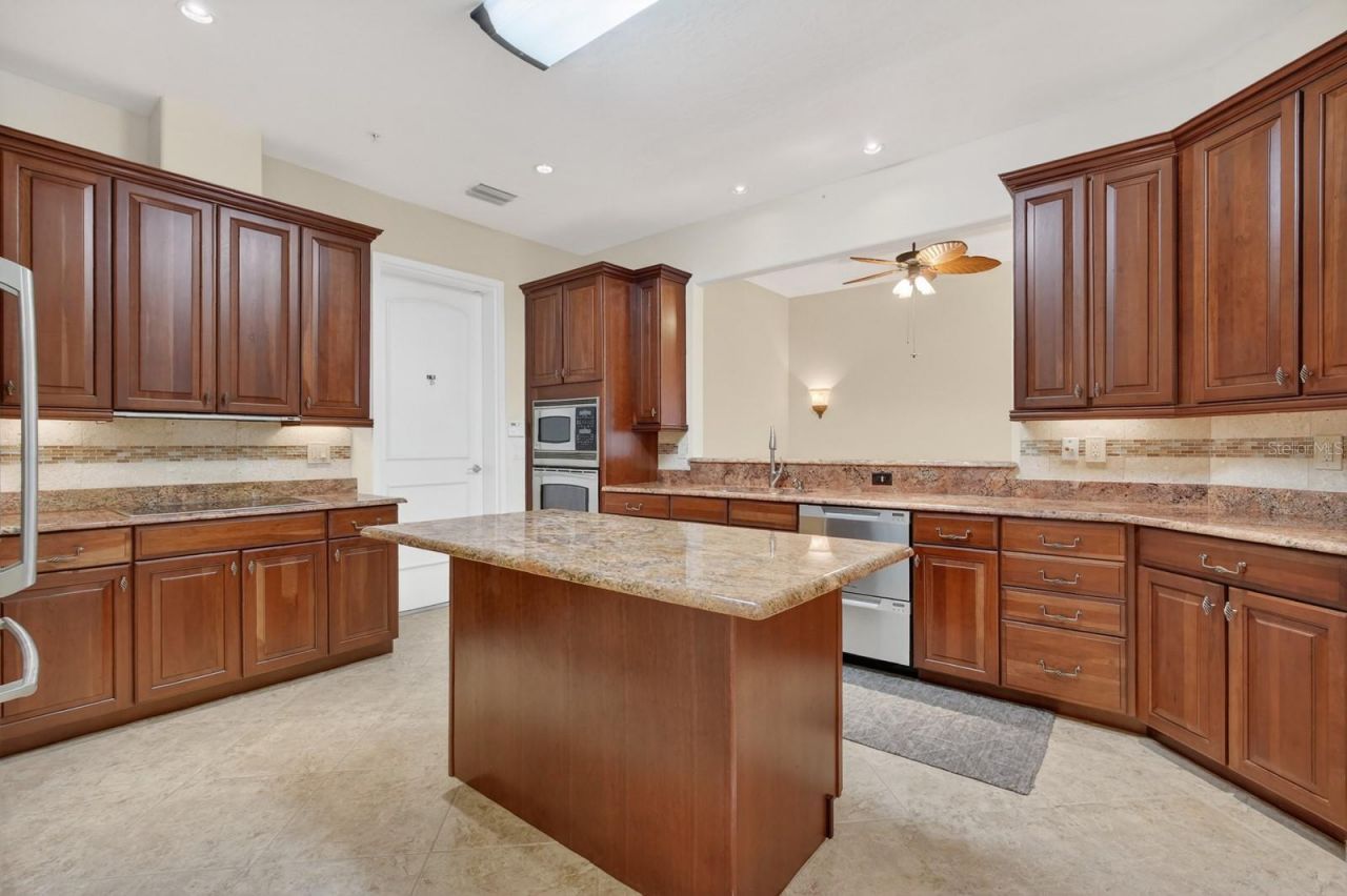 40 Casa Bella Circle, Unit 1101, Palm Coast, FL 32137 Photo