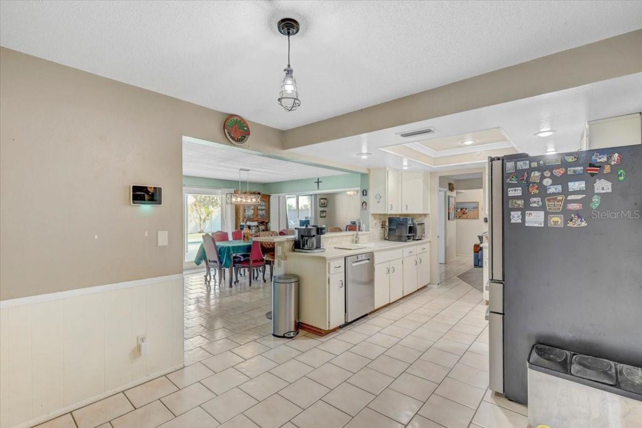 12137 Orange Blossom Drive, Seminole, FL 33772 Photo