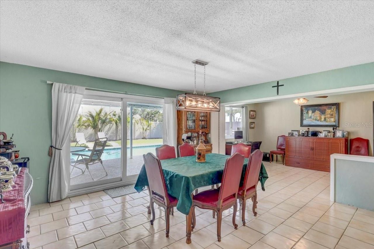 12137 Orange Blossom Drive, Seminole, FL 33772 Photo