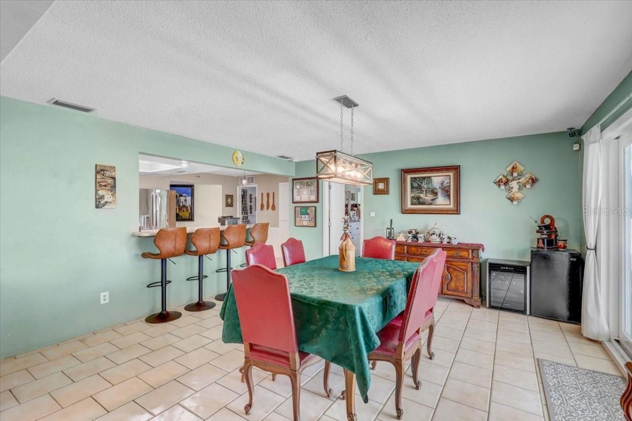 12137 Orange Blossom Drive, Seminole, FL 33772 Photo