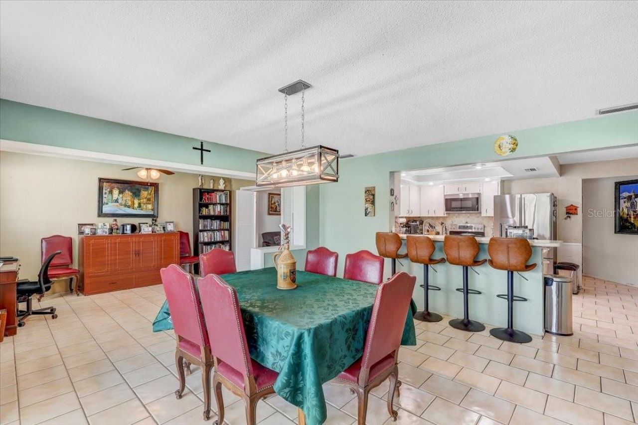 12137 Orange Blossom Drive, Seminole, FL 33772 Photo