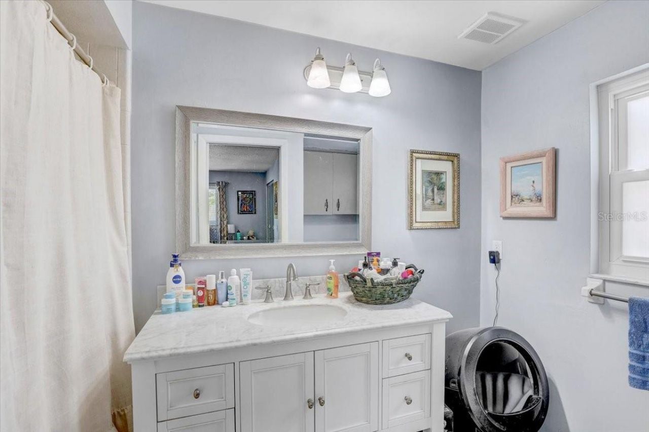 12137 Orange Blossom Drive, Seminole, FL 33772 Photo