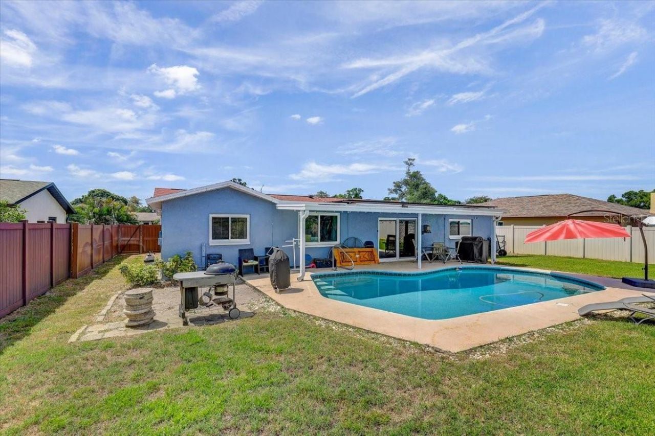 12137 Orange Blossom Drive, Seminole, FL 33772 Photo