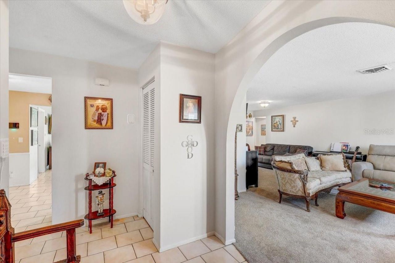 12137 Orange Blossom Drive, Seminole, FL 33772 Photo