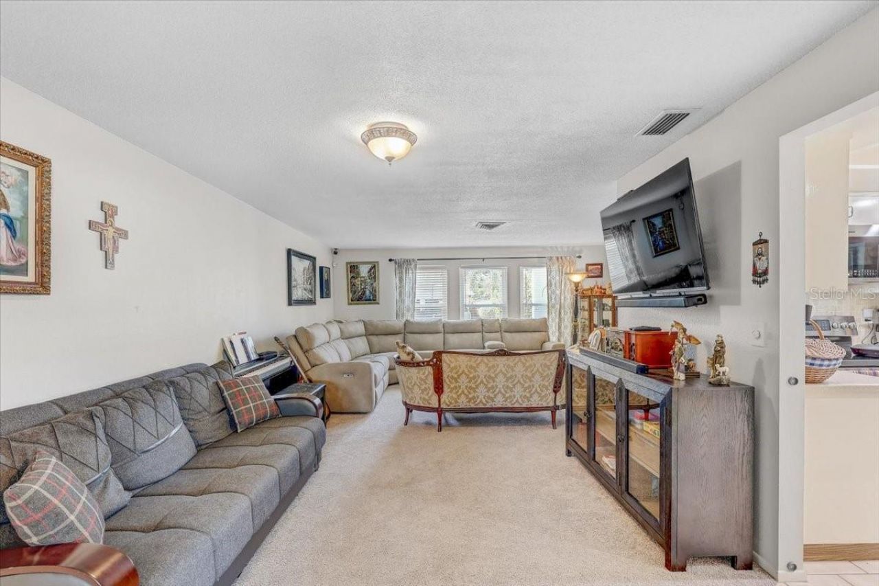 12137 Orange Blossom Drive, Seminole, FL 33772 Photo