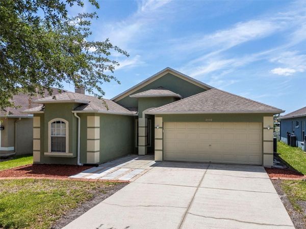 8408 CANTERBURY LAKE BOULEVARD , TAMPA, FL 33619