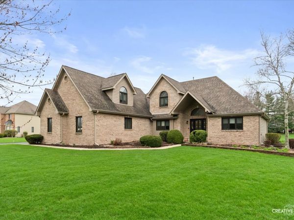 5 W Royal Oaks Drive , Bristol, IL 60512